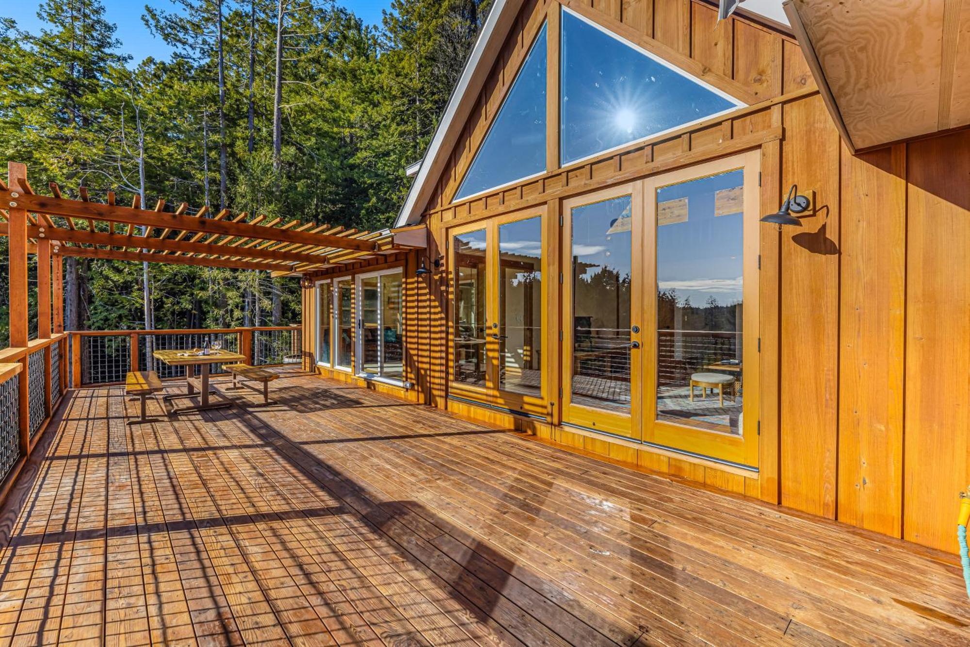 Mendocino Redwood Retreat - Vista Home Albion المظهر الخارجي الصورة