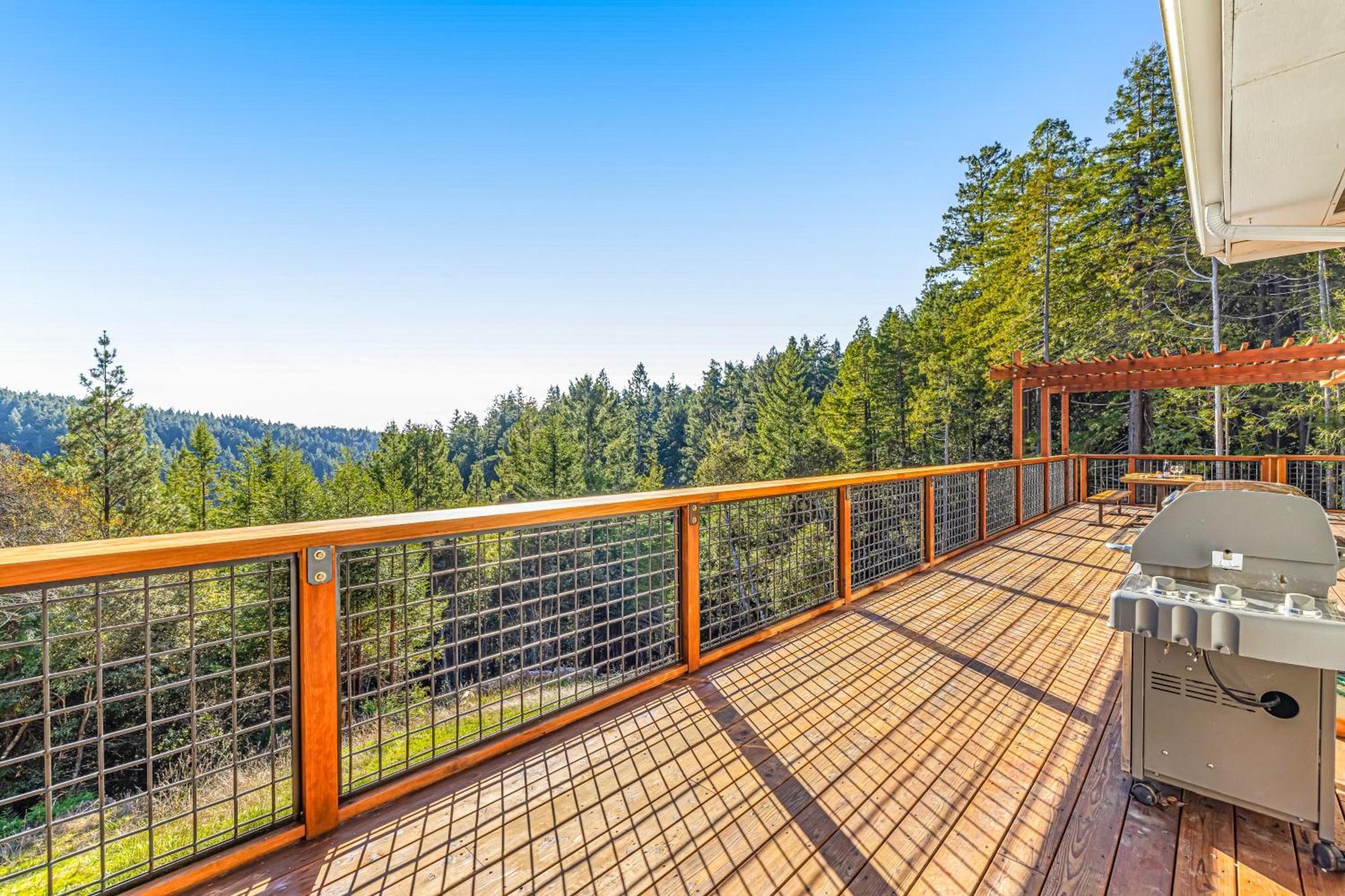 Mendocino Redwood Retreat - Vista Home Albion المظهر الخارجي الصورة