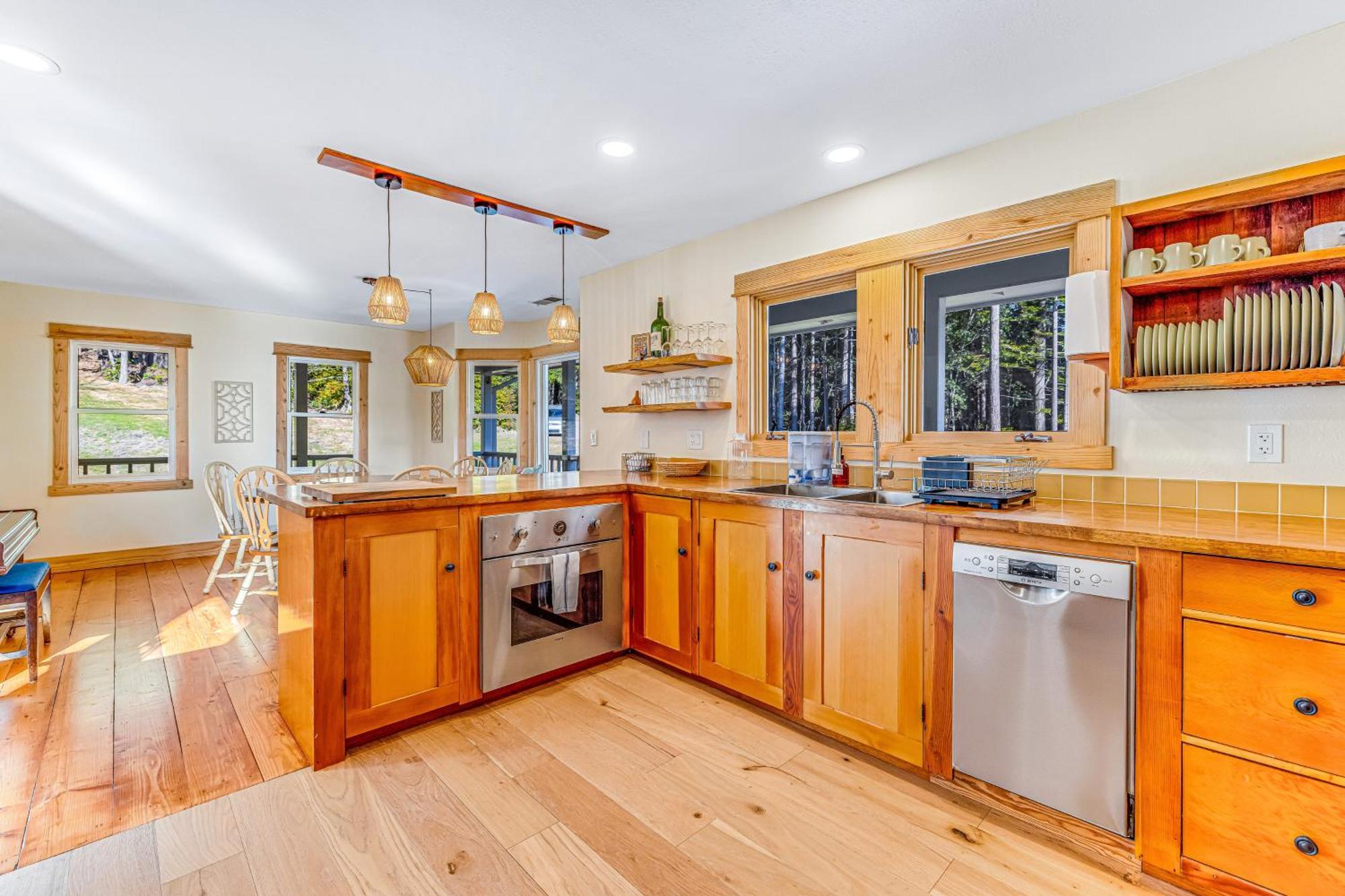 Mendocino Redwood Retreat - Vista Home Albion المظهر الخارجي الصورة